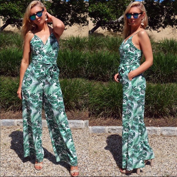 Green leaf jumpsuit - Picture 5 of 5